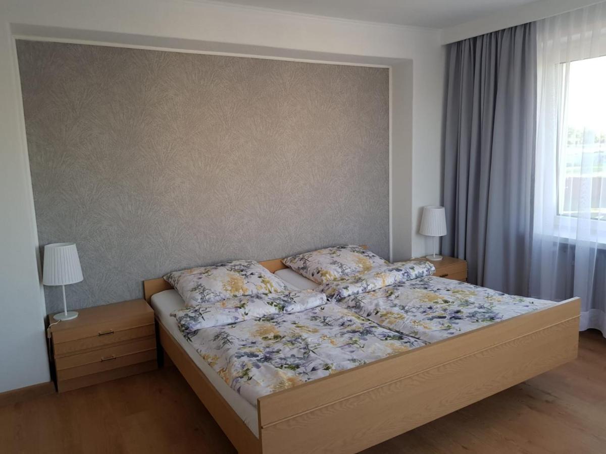 Apartament Aleksandra We Wielu Z Widokiem Na Jezioro Wiele Extérieur photo